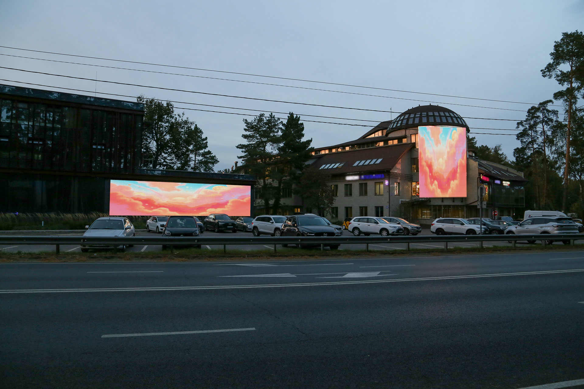 Digital Screen Rublevo-Uspenskoye Hwy 123B 3