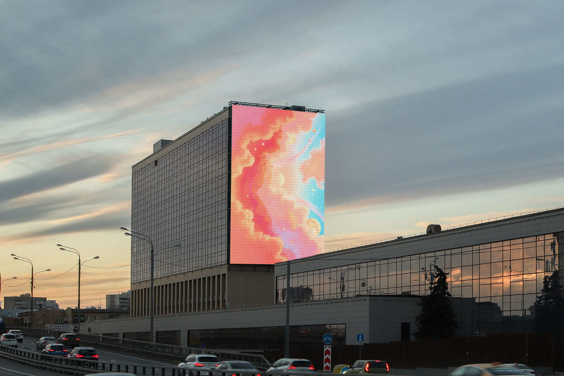 Digital Screen on 90 Volokolamskoye Hwy., bldg. 3 1