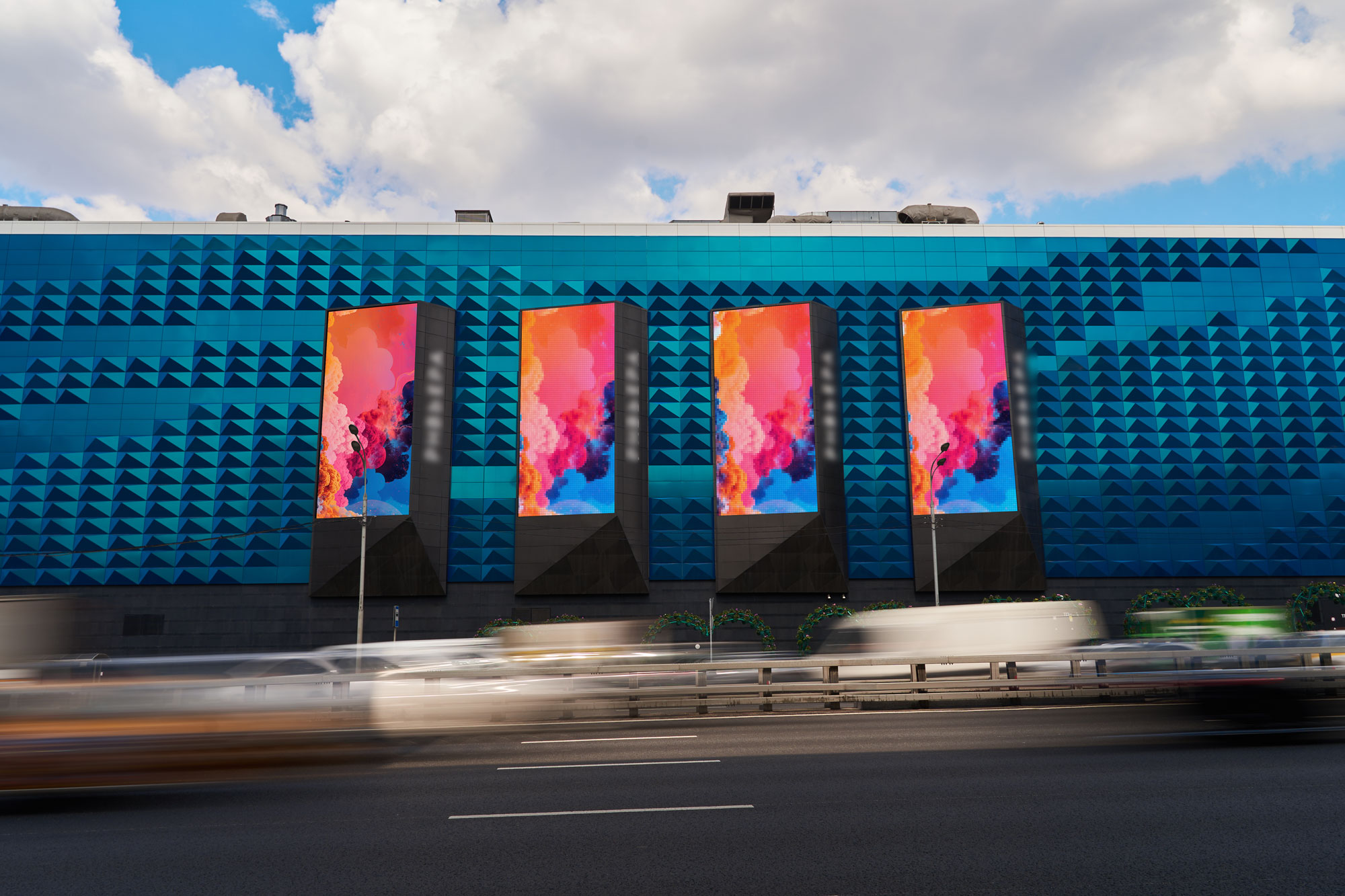 Digital Screen on 18, Avtozavodskaya St (Riviera Mall, TTK) 1